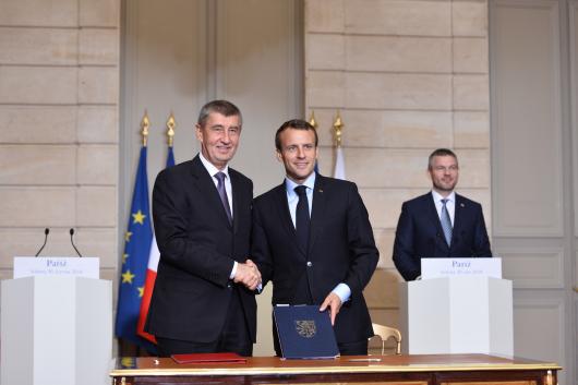 Président français Emmanuel Macron et Premier ministre tchèque Andrej Babiš (le 30 juin 2013).