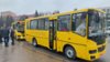 V Rivnenské oblasti byly předány 2 školní autobusy jako součást české humanitární pomoci